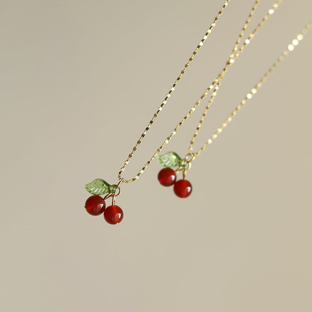 Carnelian Cherry Handmade Necklace Gypsophila Titanium Steel