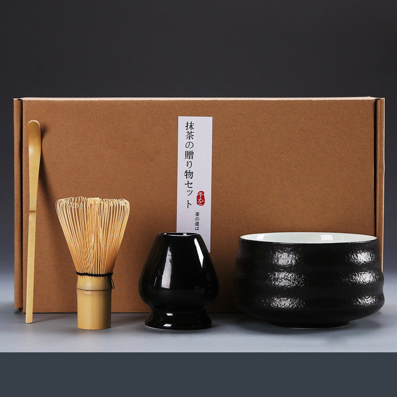 Tea Ceremony with Set Matcha Tools for An Everyday Occasion