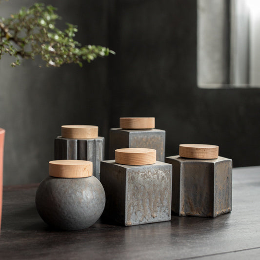 Moisture-proof Ceramic Herb Jars With Lids To Prolong Self-Life